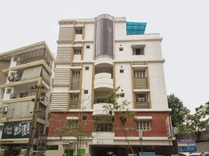 OYO 13193 Rockline Comfort Stay