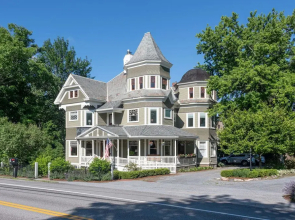 Sinclair Inn Bed and Breakfast