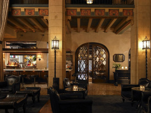 The Hollywood Roosevelt