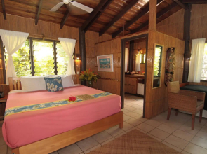 Coconut Grove Beachfront Cottages
