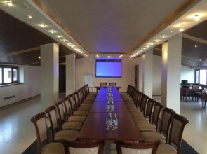 Отель Capital Hotel