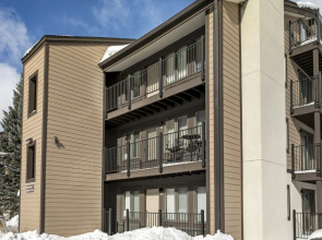 C14 Gore Creek Meadows 3 Bedroom Condo by RedAwning