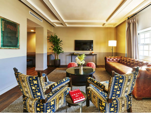 The Hollywood Roosevelt