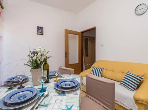 Amazing Apartment in Lopar With Wifi and 2 Bedrooms