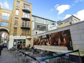 MetroStays - Temple Bar 25