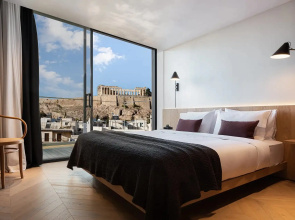 Live & Travel Athens