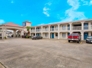Motel 6 Sulphur, LA