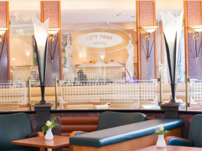 City Park Hotel