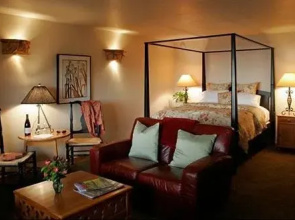 Sea Rock Bed and Breakfast Inn