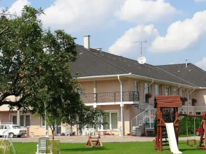 Kincsem Wellness Hotel