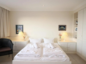 Wohnen Sie im Herzen Westerlands, in einer komplett neu renovierten 1-Zimmer Wohnung