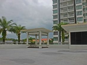 Mickey Mouse Signature Suite