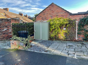 Victorian York Apartment