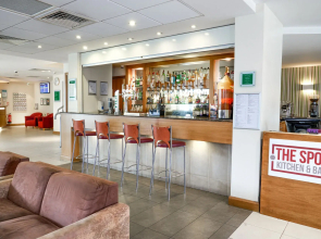 Holiday Inn Bristol Airport by IHG