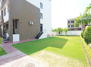 OYO 4646 Hotel Hari Villa