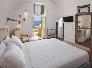 Opsis Cave House