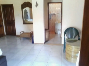 Dolphin Bay Yoga Guest House
