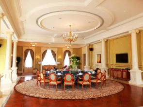 Shanghai Greentown Rose Garden Resort