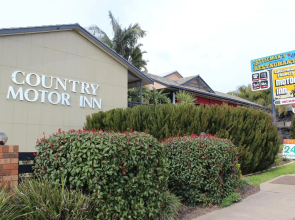 Cattleman's Country Motor Inn & Serviced Apartments
