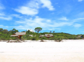 Royal Retreat Resort