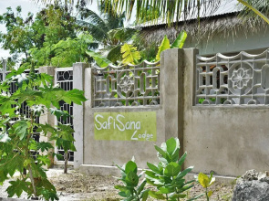 SafiSana Lodge
