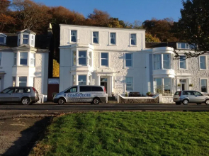 Commodore Guesthouse, Self-Catering Suites