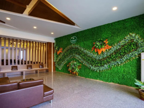 Intouch Riverside Hotel