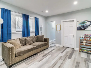 Downtown Detroit Townhome Near North End!