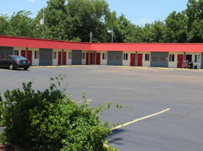 Guest House Motel
