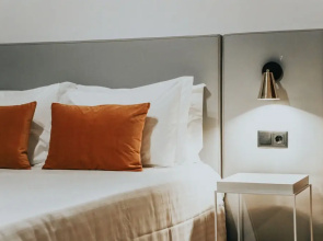 Calacatta Housing