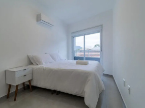 Apt w/ BBQ 300m From the Beach in Floripa Res201