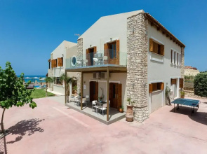Golden Sand Villa