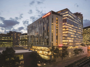 Travelodge Hotel Melbourne Docklands