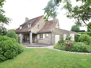 Charming Holiday House With Romantic Garden And Jacuzzi In Quiet Location