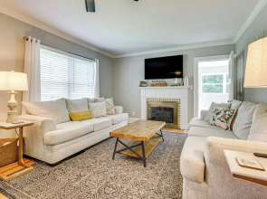 1 Mi to Downtown Greer: Family Home w/ Gazebo!