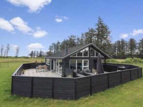 "Minna" - 975m from the sea in NW Jutland