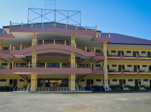 Uni Beach Hotel