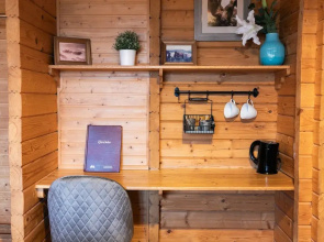 Farmhotel Efstidalur