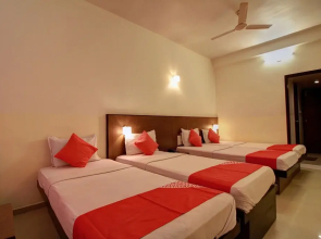 OYO 19672 Hotel Century Executive