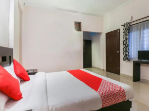 Lora Residency by OYO Rooms
