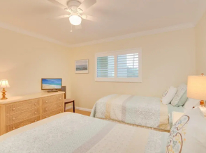 Tarpon Beach 104