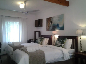 Crane's Nest Guest House at 212