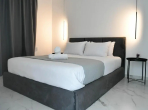 The Room, Suite 15, Leda Gardens