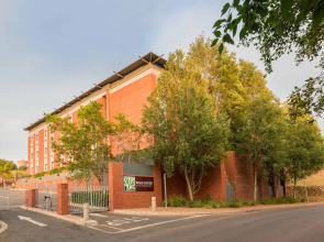 Road Lodge Centurion