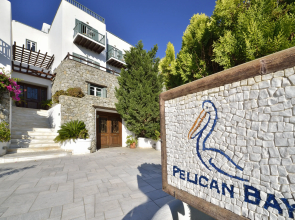 Pelican Bay Hotel