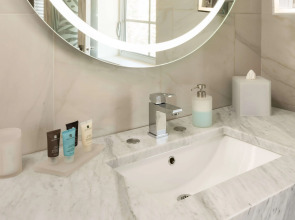 Lennox Hotel Miami Beach