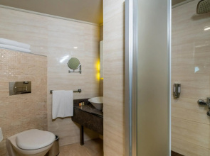 Eurostars i-Hotel