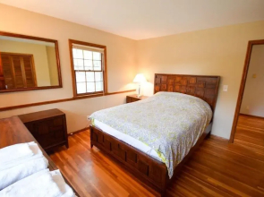 Wooded Refuge in the Heart of the City