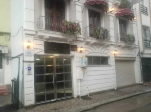 Huner Apartment