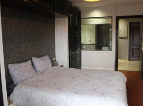 Bagatelle House